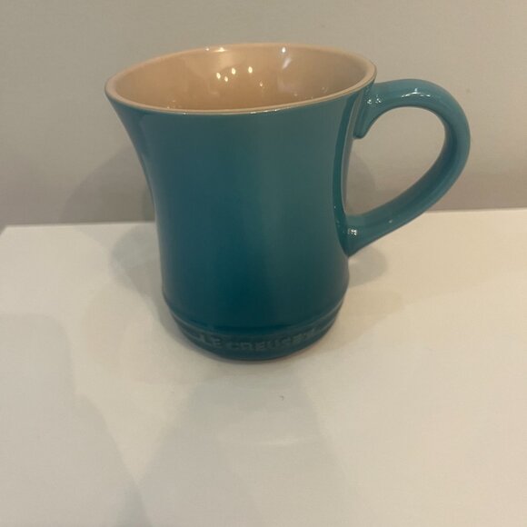 Le Creuset Blue Dining Mug - Picture 3 of 3